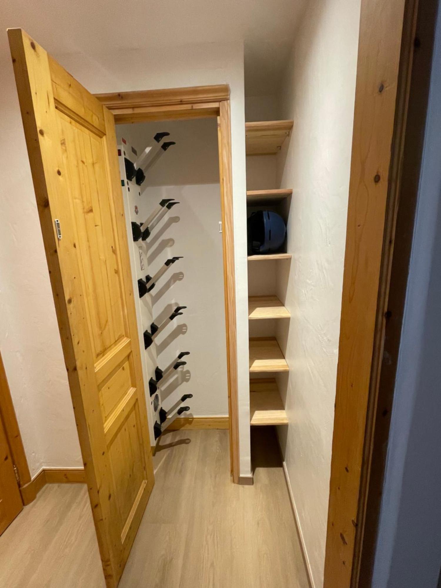 Meribel Centre La Chaudanne, Real Ski In And Out, 3 Bedrooms 2 Bathrooms Newly Renovated, Chalet L'Eperviere المظهر الخارجي الصورة